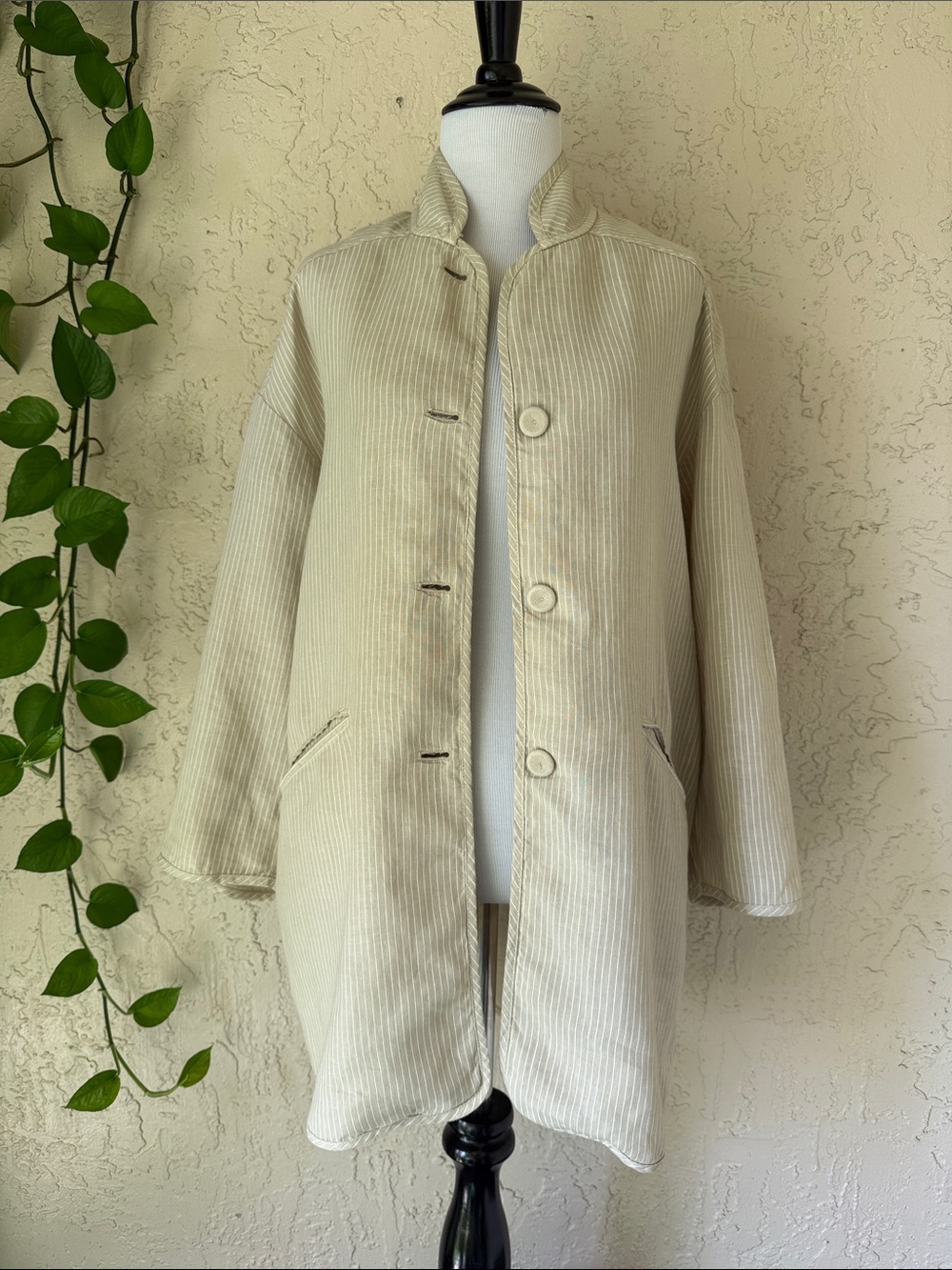 Women's Long Jacket 100% Linen in Cream - Picture 2 of 10
